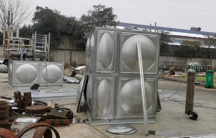 南昌不锈钢保温水箱的构成和保温层的材质